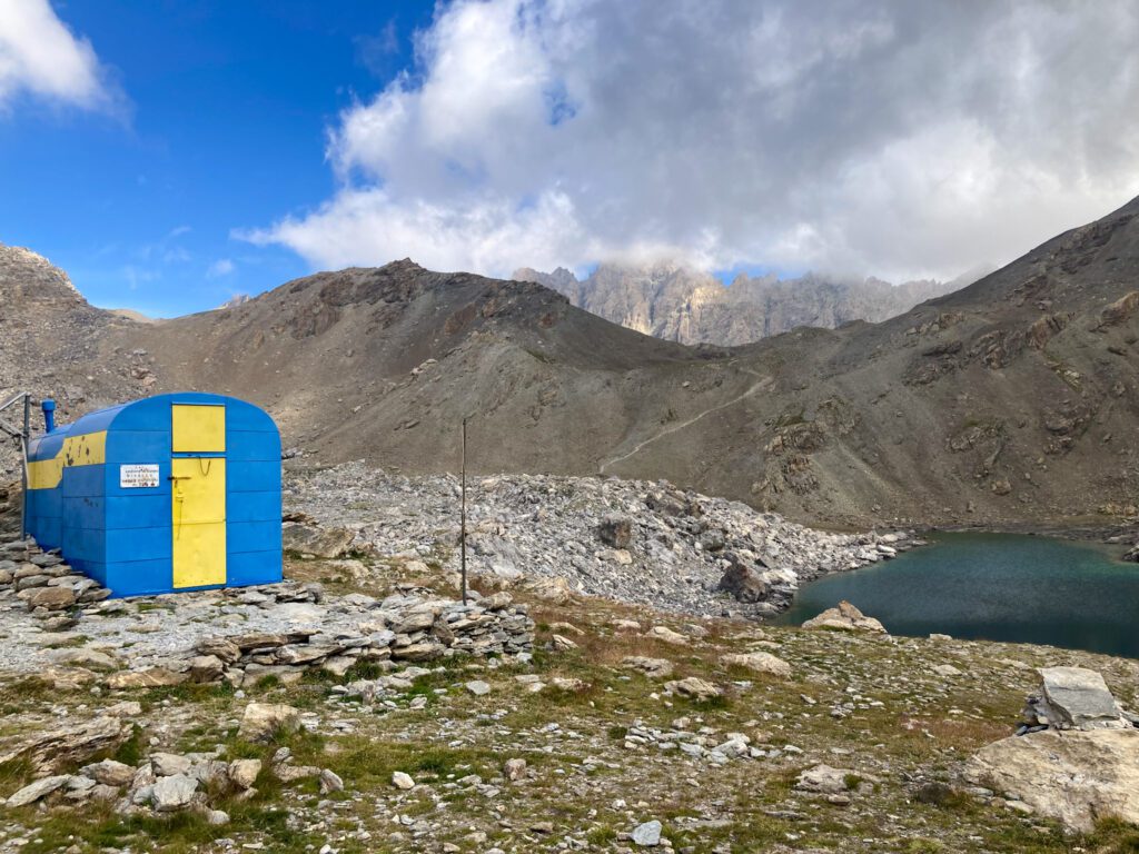 Bivacco Barenghi e lago del vallonasso